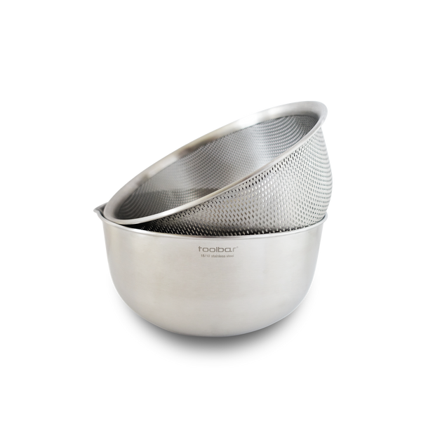 Stainless Steel Mixing Bowl With Colander